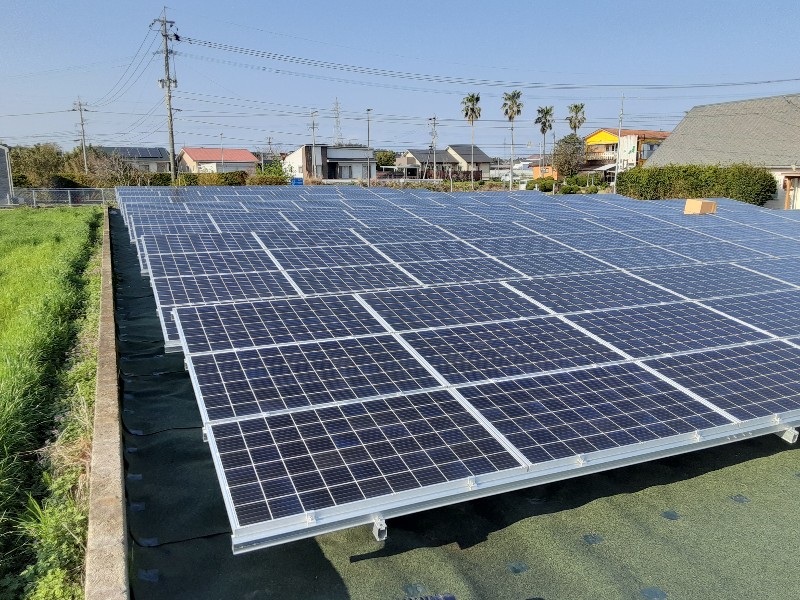 太陽光発電所全景